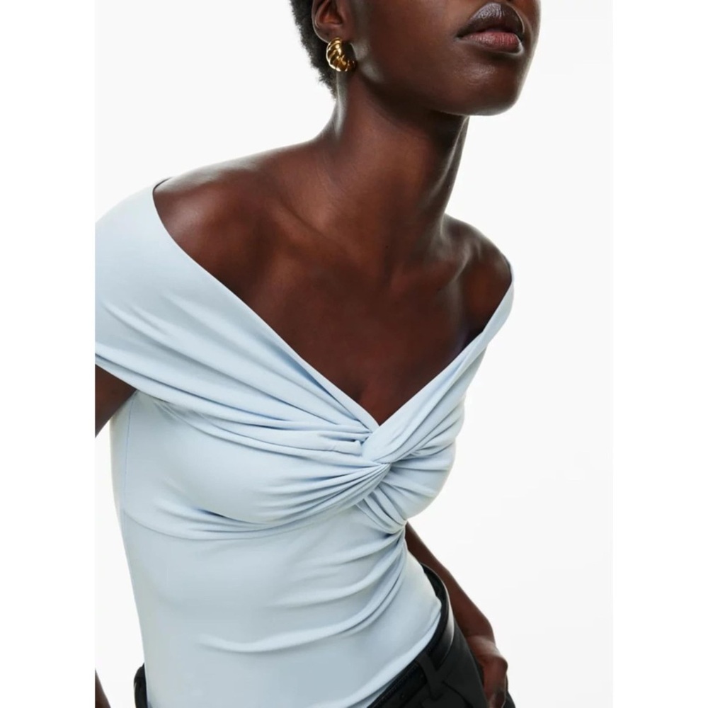 NWT Aritzia Contour Twist Off-Shoulder Top — Cruise Blue 2XS